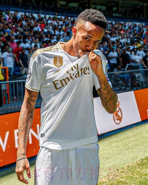 进球网:皇马希望留下米利唐 但球员正考虑离队 进球网:皇马希望留下米利唐 但球员正考虑离队