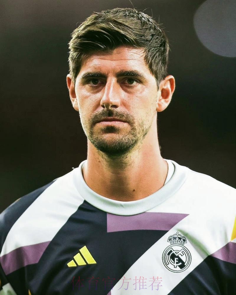 库尔图瓦：称赞球队本场表现 遇困境时不能哭